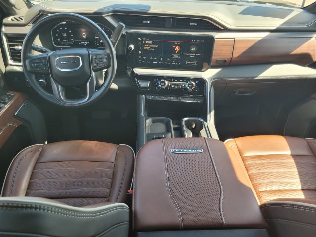 Used 2024 GMC Sierra 2500 Denali Ultimate AWD/4WD image 14