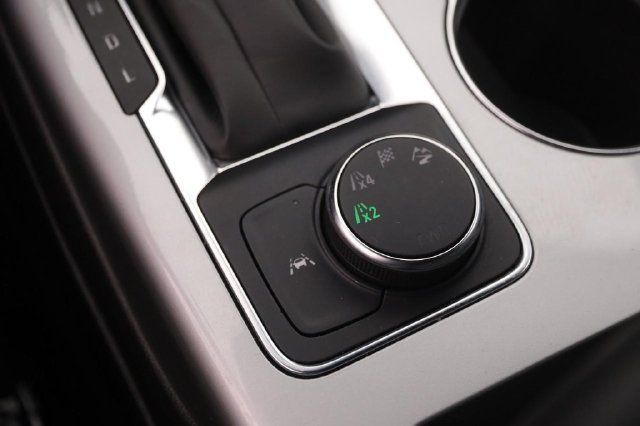 Used 2025 Chevrolet Blazer LT AWD/4WD image 18