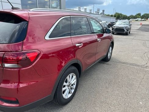 Used 2020 Kia Sorento LX w/ LX I4 Convenience Package AWD/4WD image 4