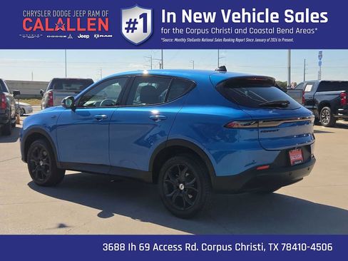 Used 2024 Dodge Hornet GT w/ GT Blacktop Package AWD/4WD image 12