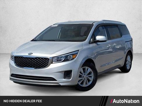 Used 2015 Kia Sedona LX FWD image 1