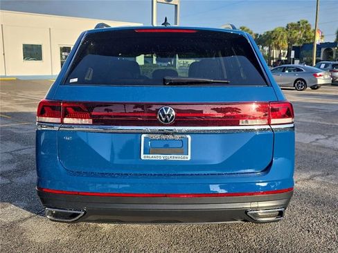 Used 2025 Volkswagen Atlas SE FWD image 3