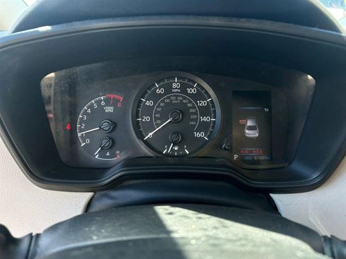 Used 2021 Toyota Corolla L FWD image 11