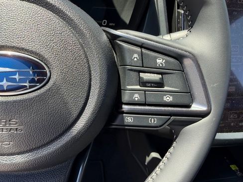Used 2025 Subaru Forester Limited image 29