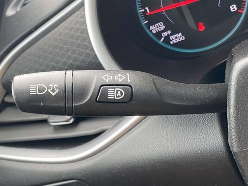 Used 2025 Chevrolet Malibu LT FWD image 21