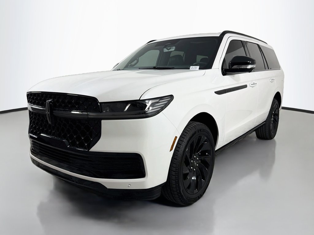 New 2025 Lincoln Navigator Reserve w/ Jet Appearance Package AWD/4WD image 1