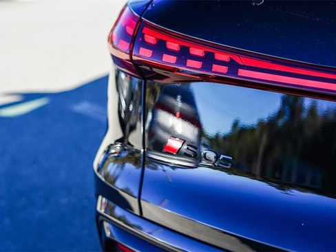 New 2025 Audi SQ5 Premium Plus image 10