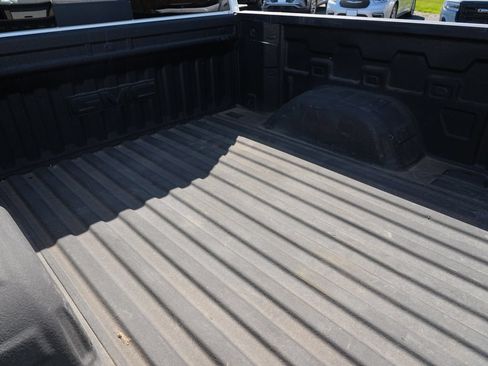 Used 2022 GMC Sierra 1500 SLT w/ SLT Premium Package AWD/4WD image 26