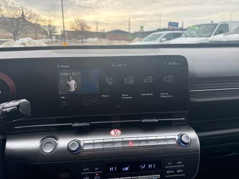 Used 2025 Hyundai Kona SEL image 21