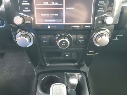 Used 2024 Toyota 4Runner TRD Off-Road image 36