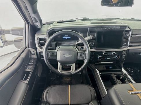 Used 2024 Ford F450 Platinum w/ FX4 Off-Road Package image 24