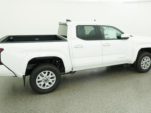 New 2026 Toyota Tacoma SR5 RWD image 12