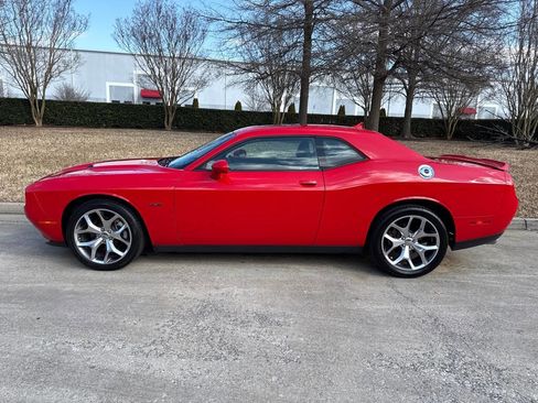 Used 2016 Dodge Challenger R/T Plus image 5