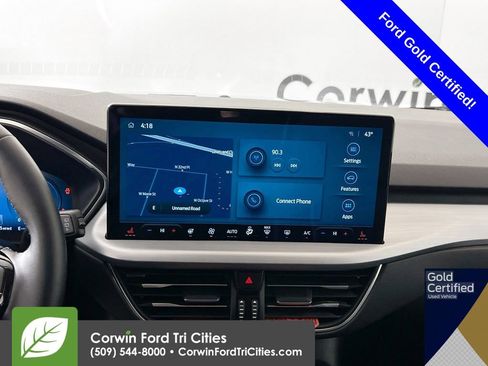 Used 2025 Ford Escape Platinum image 21