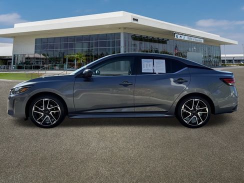 Used 2024 Nissan Sentra SR image 6