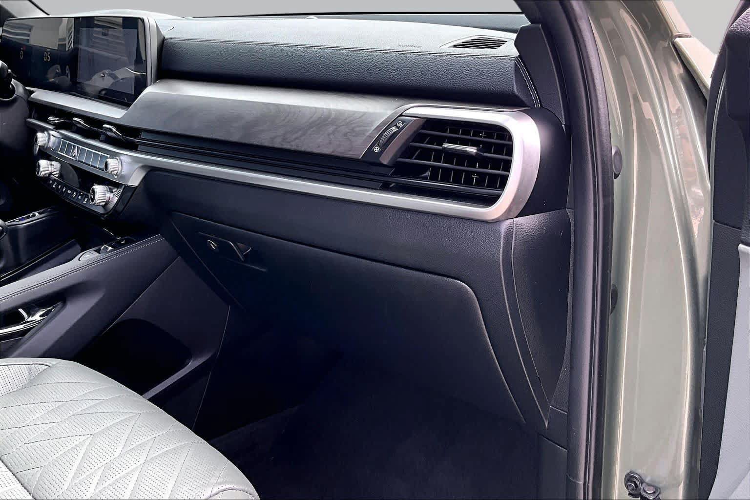 Certified 2023 Kia Telluride EX X-Line AWD/4WD image 17