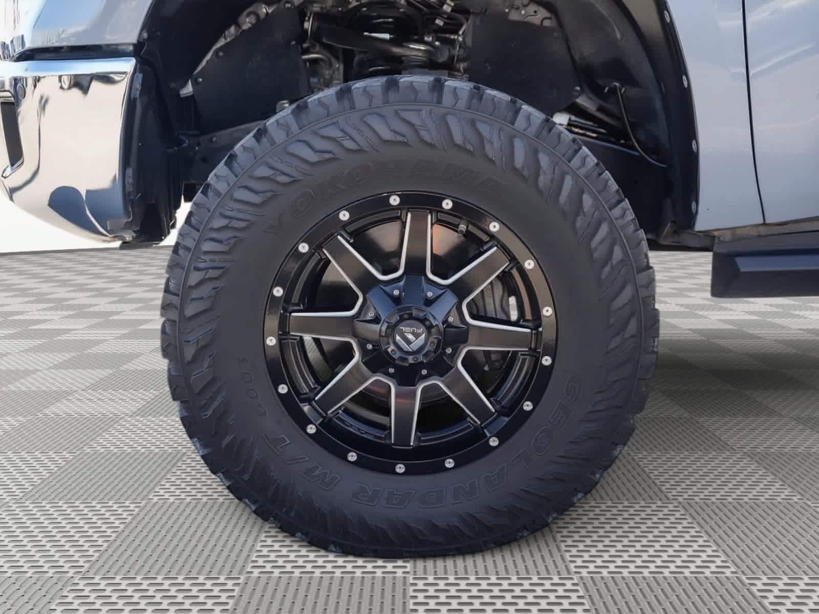 Used 2020 Toyota Tundra Limited w/ Limited Premium Package AWD/4WD image 14