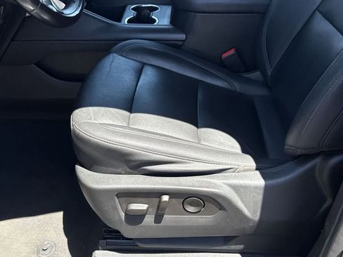 Used 2021 Chevrolet Tahoe LT image 18