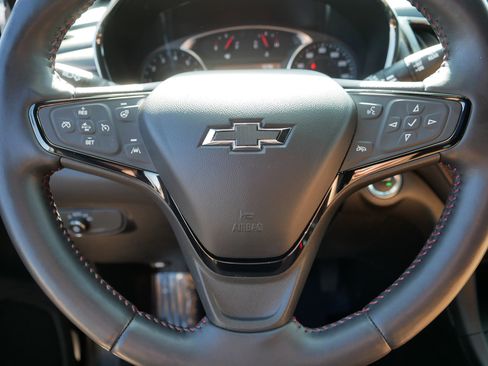 Used 2022 Chevrolet Equinox RS w/ RS Leather Package image 25