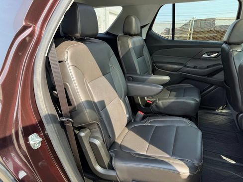 Used 2020 Chevrolet Traverse LT w/ LT Premium Package AWD/4WD image 22