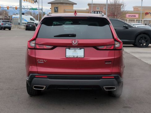 Used 2024 Honda CR-V Sport Touring image 7