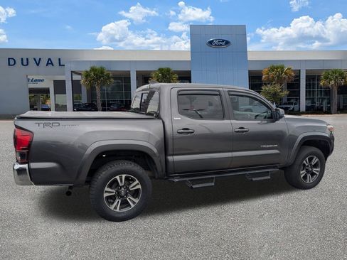 Used 2019 Toyota Tacoma SR5 image 4