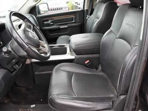 Used 2017 RAM 1500 Laramie w/ Convenience Group AWD/4WD image 5