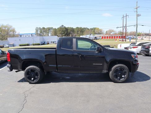 Used 2021 Chevrolet Colorado LT w/ Fleet Safety Package image 14