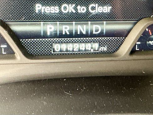 Used 2024 RAM 2500 Laramie w/ Safety Group image 19