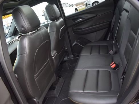 Certified 2025 Chevrolet TrailBlazer ACTIV w/ Convenience Package image 21