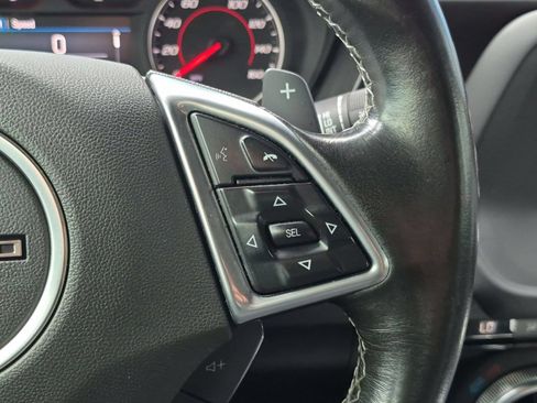 Used 2020 Chevrolet Camaro LT RWD image 14