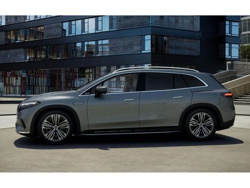 New 2026 Mercedes-Benz EQS 400 4MATIC SUV image 35