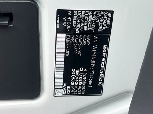 Used 2023 Mercedes-Benz Sprinter 2500 image 28