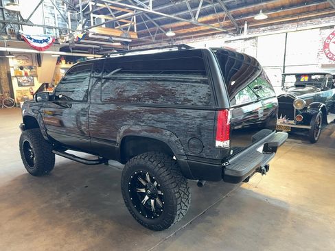 Used 1995 GMC Yukon SLE image 6