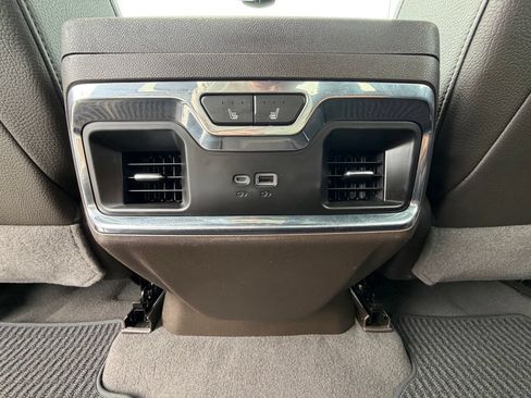 Used 2023 GMC Sierra 1500 Denali w/ Denali Reserve Package AWD/4WD image 8