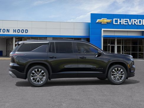 New 2026 Chevrolet Traverse LT w/ Sun and Wheel Package FWD image 5