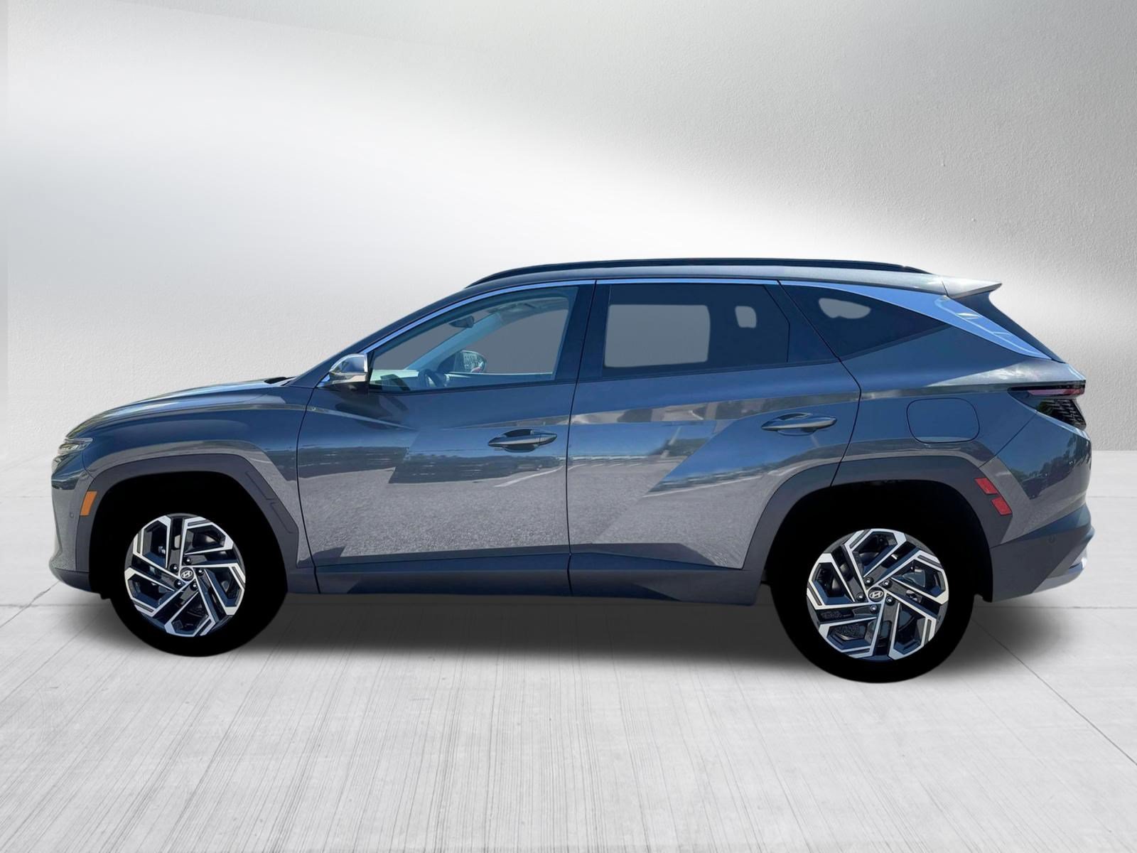 New 2026 Hyundai Tucson Limited AWD/4WD image 3