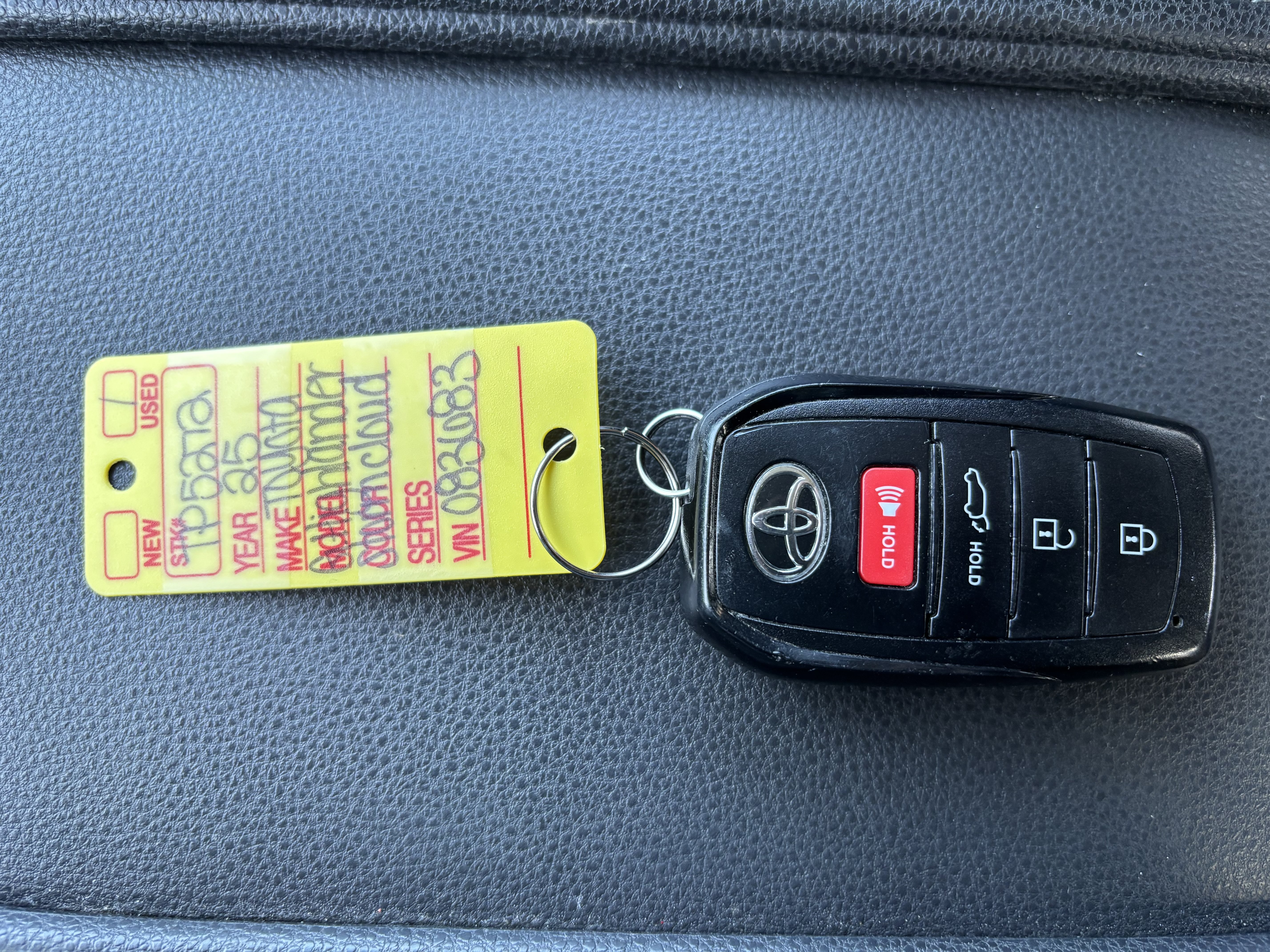 Used 2025 Toyota Grand Highlander AWD image 30