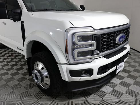 Used 2025 Ford F450 Platinum image 45