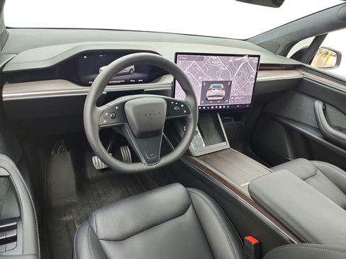 Used 2024 Tesla Model X AWD/4WD image 14