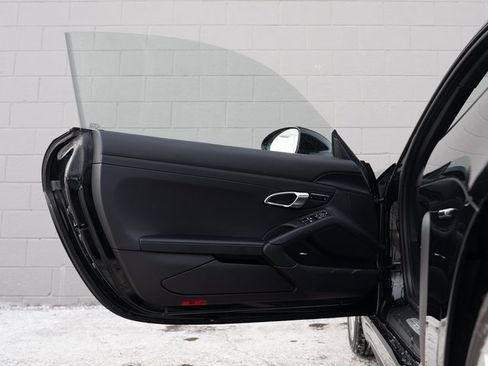 Used 2024 Porsche 718 Cayman S image 15