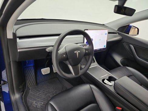 Used 2021 Tesla Model Y Performance AWD/4WD image 9