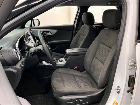 Used 2022 Chevrolet Blazer LT image 21