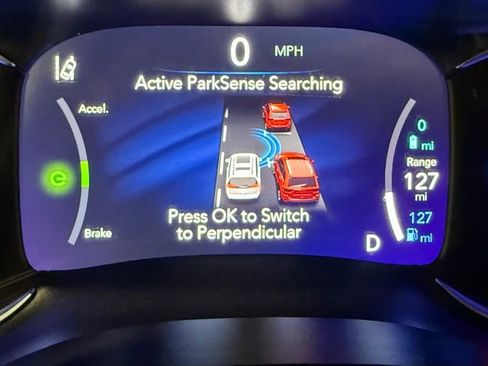 Used 2023 Chrysler Pacifica Limited w/ S Appearance Package image 42