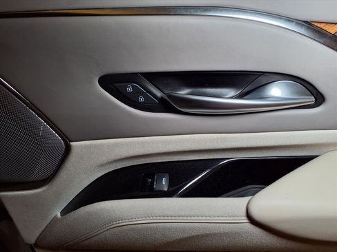 Certified 2023 Cadillac Escalade ESV Sport Platinum w/ Heavy-Duty Trailer Package image 22