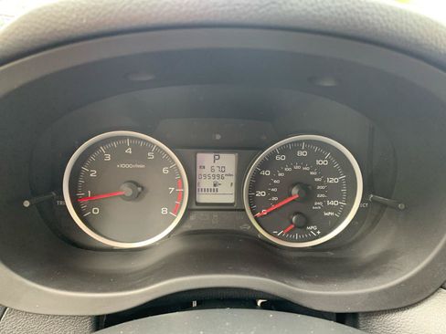 Used 2013 Subaru Crosstrek 2.0i Premium AWD/4WD image 11