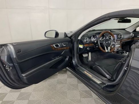 Used 2013 Mercedes-Benz SL 550 image 22