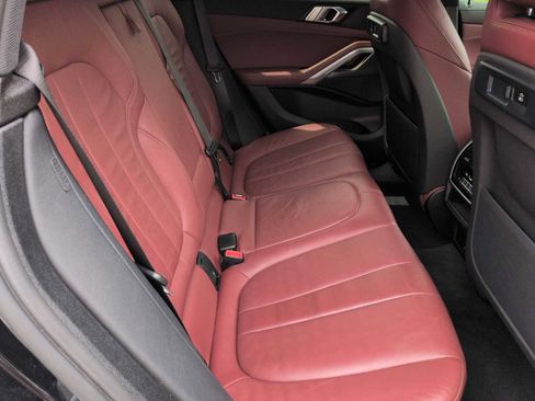 Used 2022 BMW X6 xDrive40i w/ M Sport Package AWD/4WD image 21