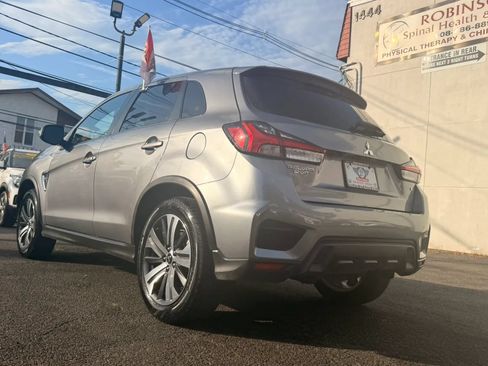 Used 2025 Mitsubishi Outlander Sport SE AWD/4WD image 8