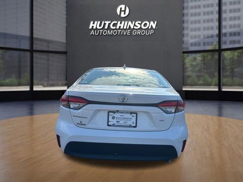 Used 2025 Toyota Corolla LE image 4